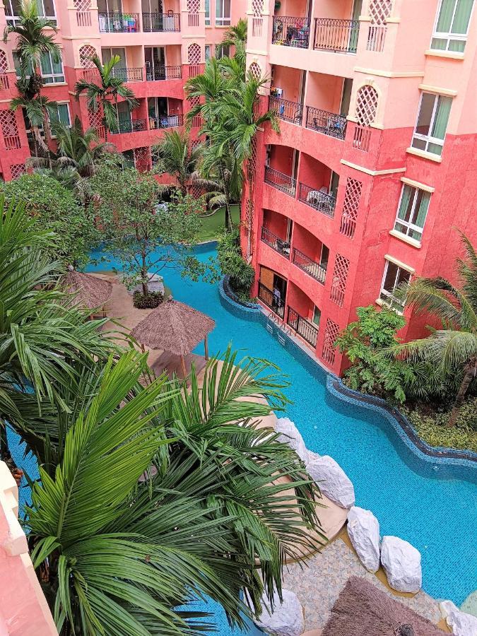 Seven Seas Condo Resort Beautiful Location Praia de Jomtien Exterior foto